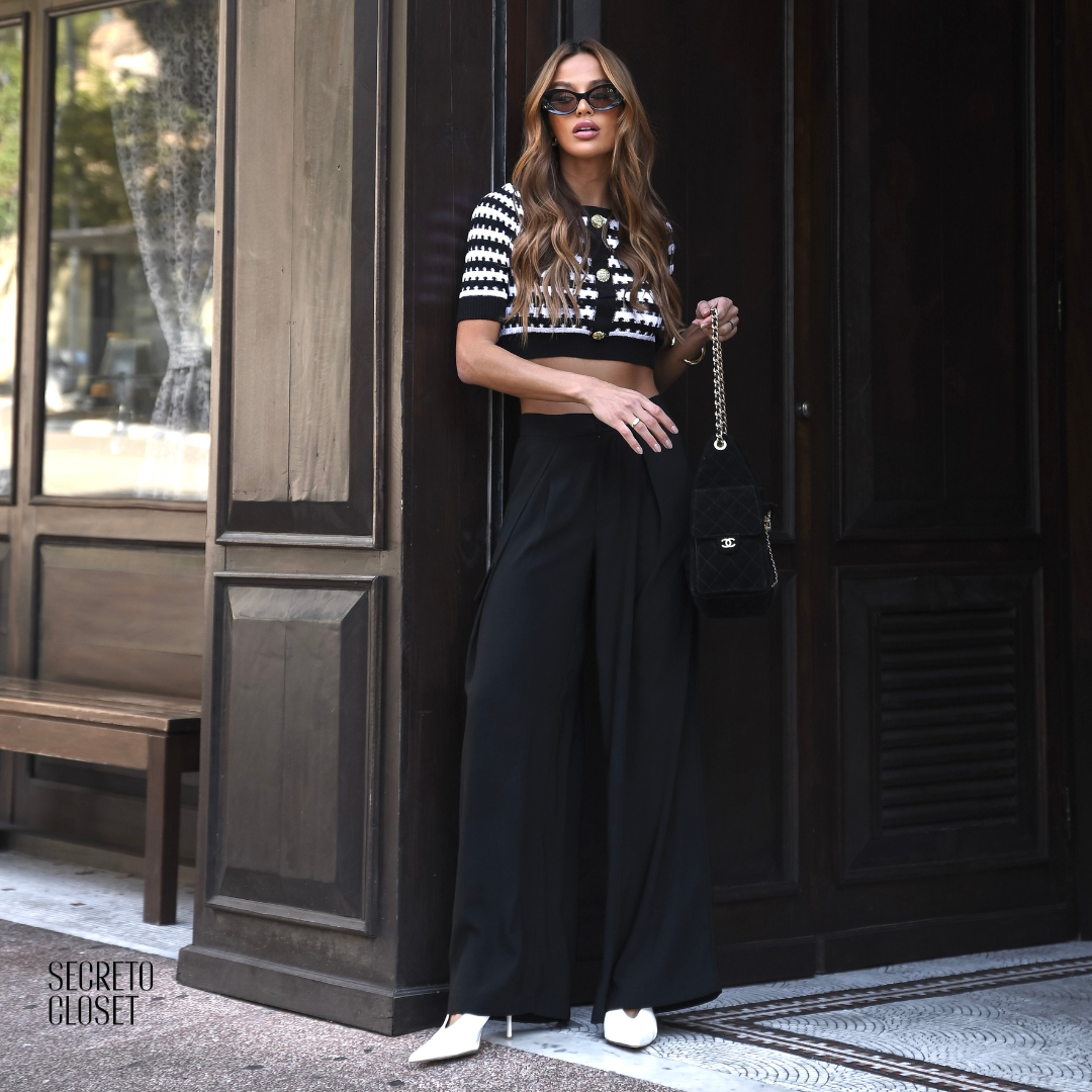 Calça Pregas Frontal Evie Preto