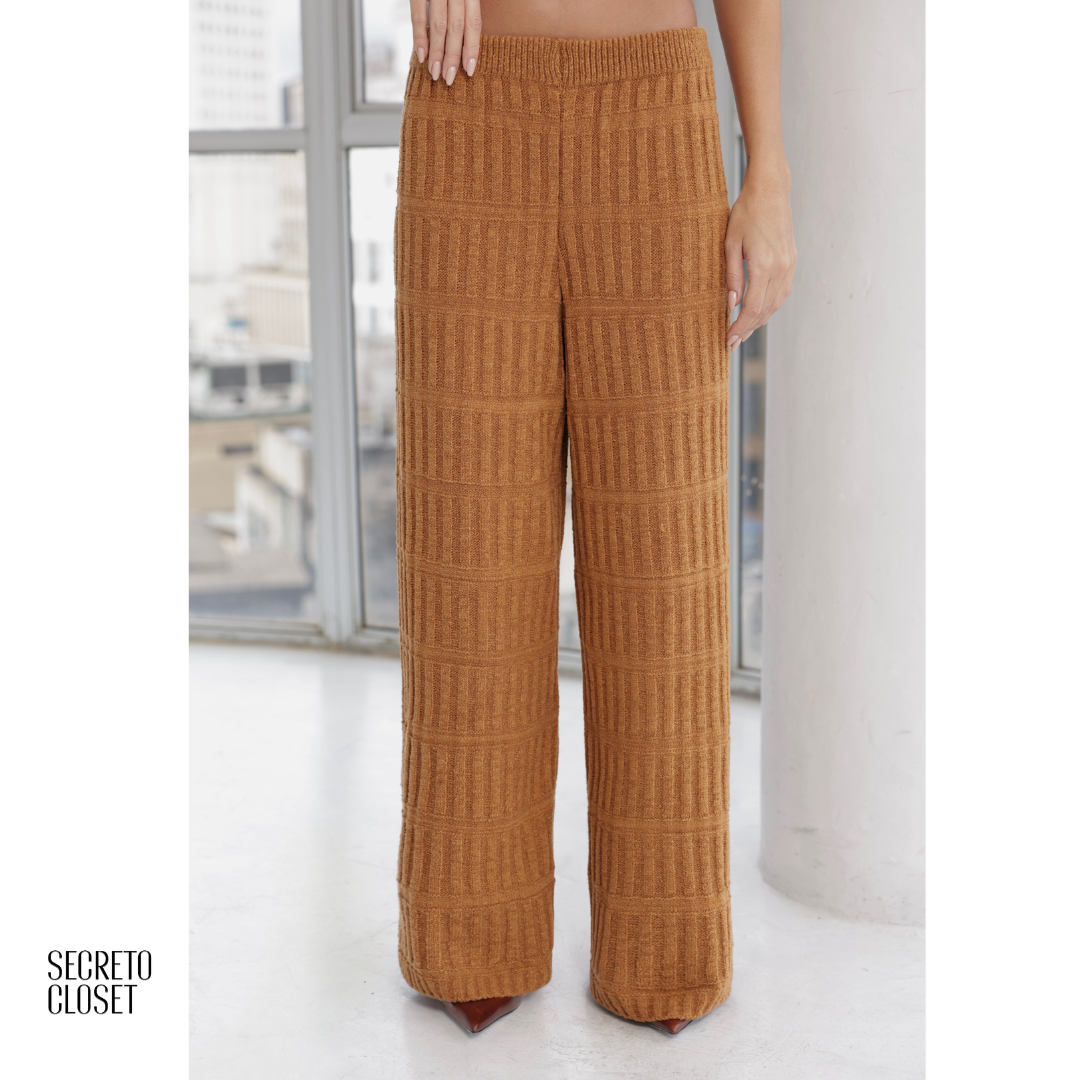 Conjunto Regata e Calça Tricô Barbara Biscuit