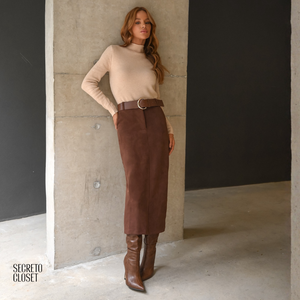 Blusa Tricô Interno Fluffy Adele Bege