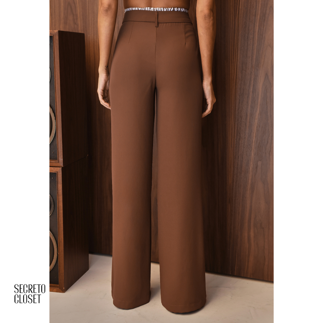 Conjunto Blazer e Calça Cós Listrado Georgia Chocolate