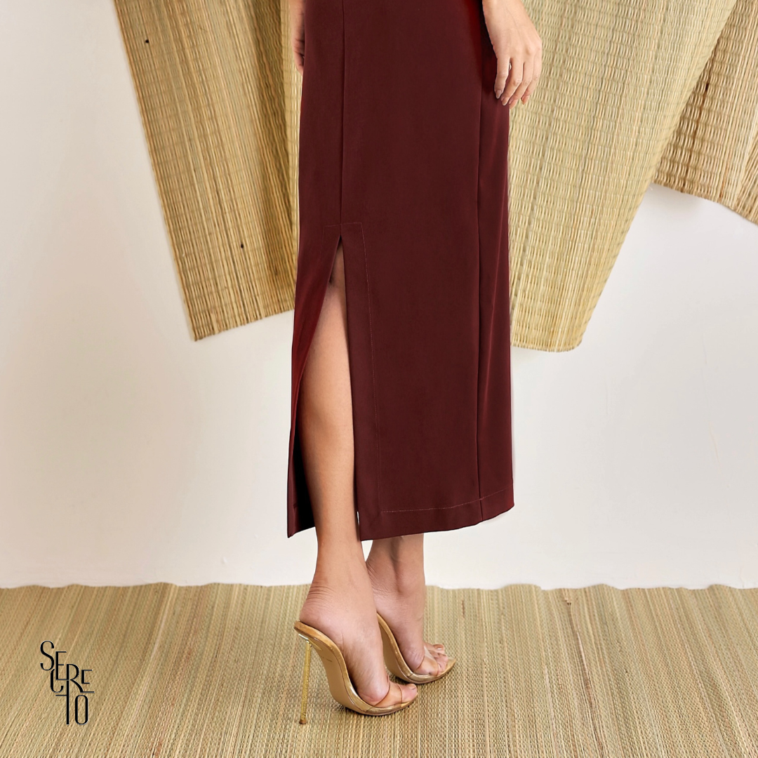 Vestido Tubinho Busto Leque Nina Vinho