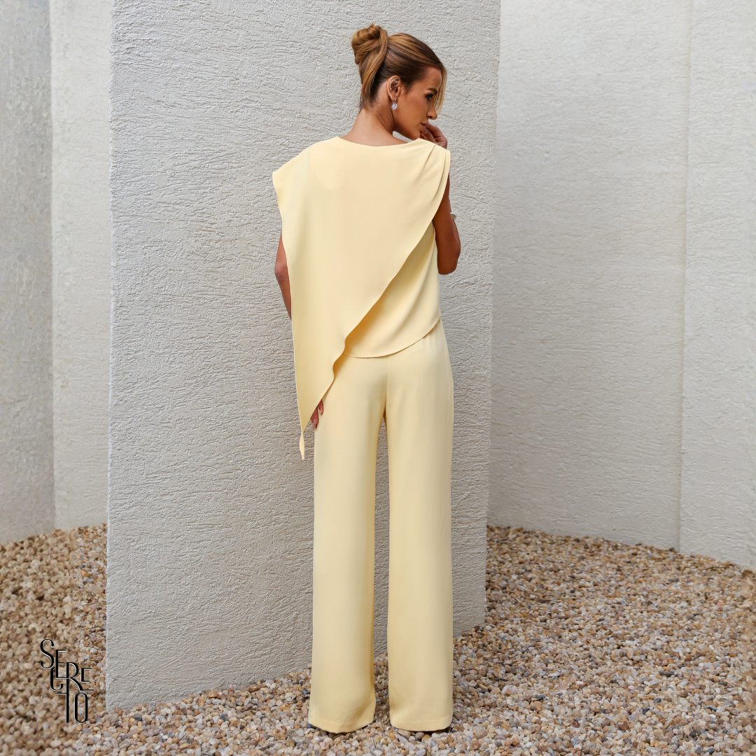 Conjunto Assimétrico Karla Camomila