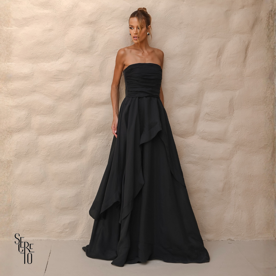 Vestido Longo Assimétrica Liora Preto